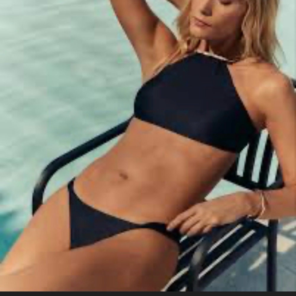 Boo hoo Halter top bikini and bottoms